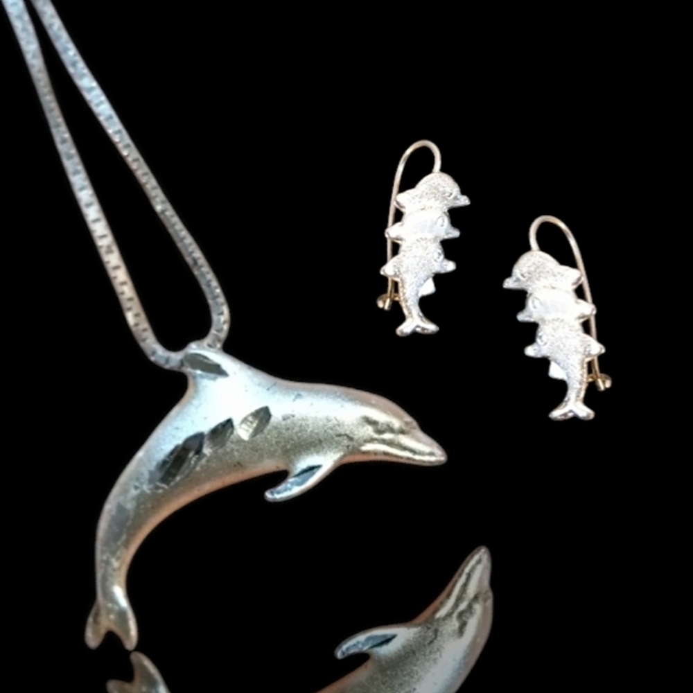 925 dolphin earrings & necklace